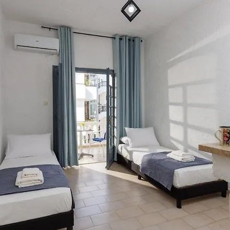 Kings Aparthotel 2*