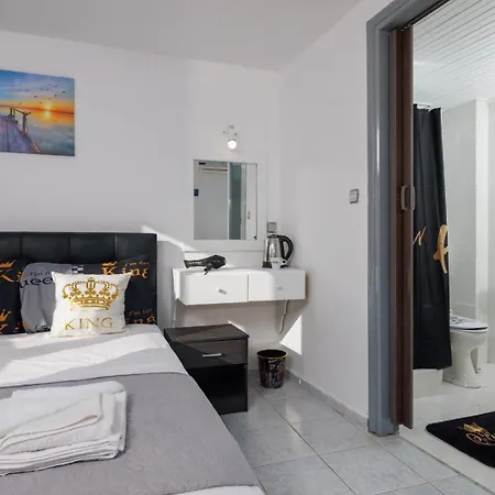 Kings Aparthotel